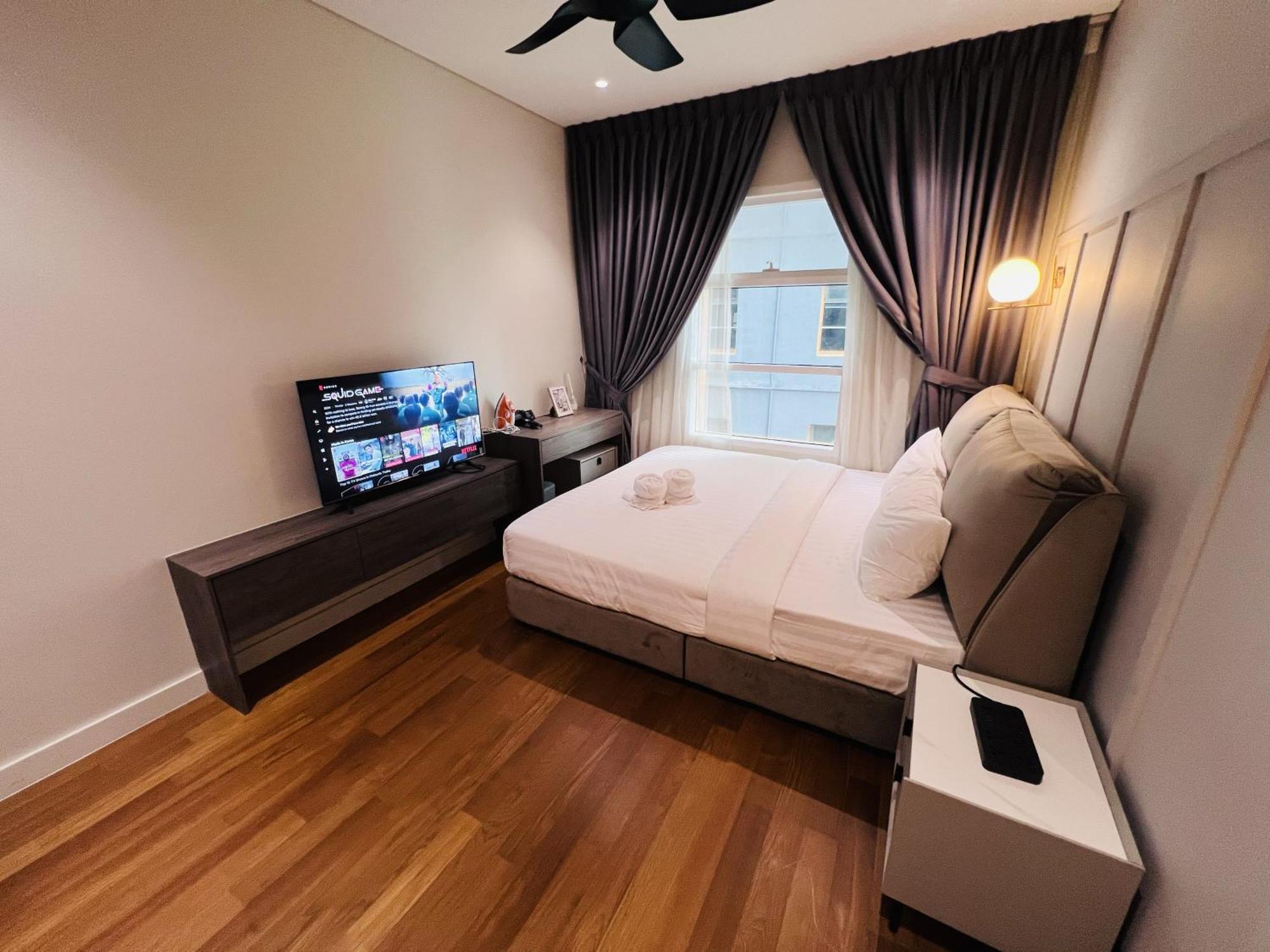 Sky Suites At Klcc By Mitstay Kuala Lumpur Exterior photo